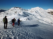 41 con vista verso lo Zuccone Campelli e Cima di Piazzo